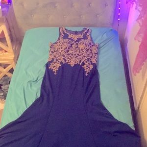 Royal blue dress 💙